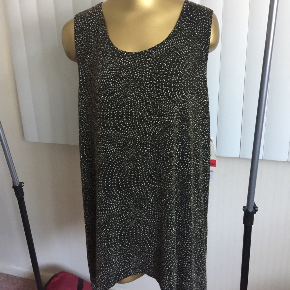 SOLD NWT Onyx Nite Black Tank With Sparkles in 2X